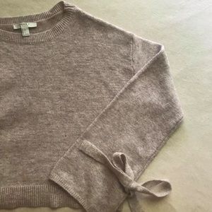 Forever 21 Bow Sweater